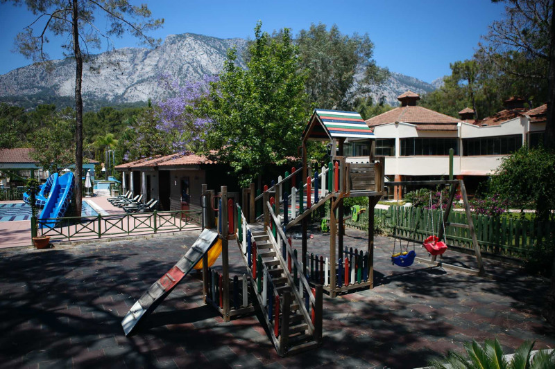 Champion Holiday Village