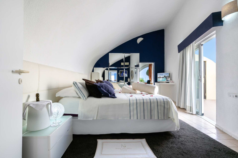 LIVVO Risco del Gato Suites