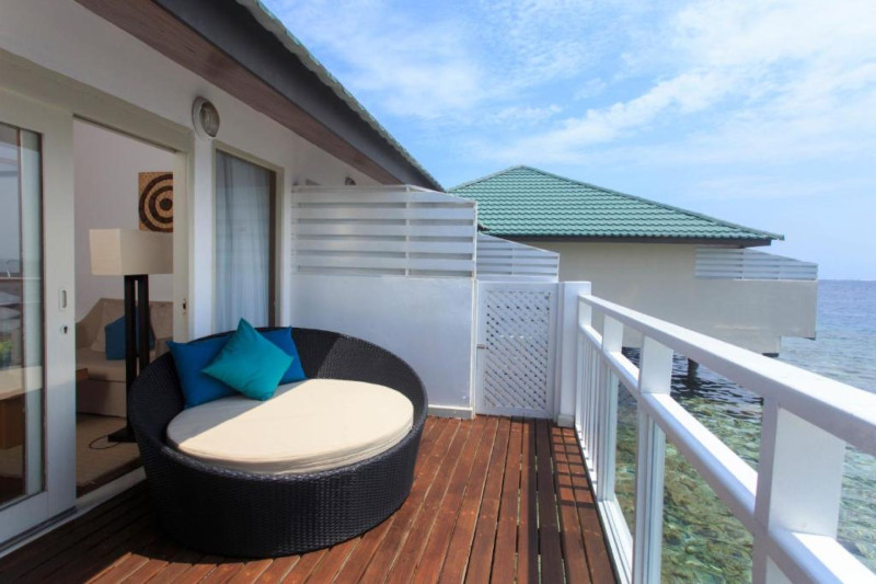 Embudu Village Resort