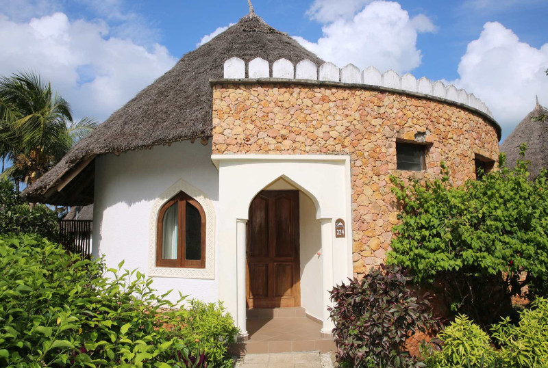 Sultan Sands Island Resort & Spa