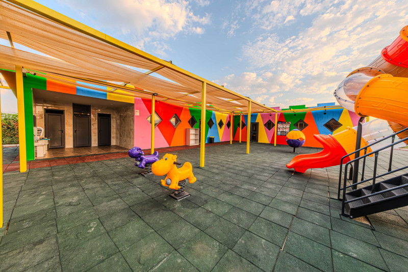 Dream Fun World Hotel