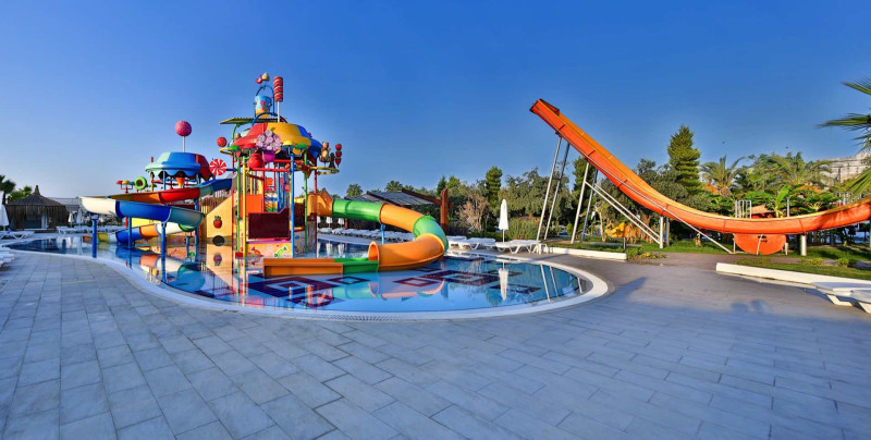 Saturn Palace Resort