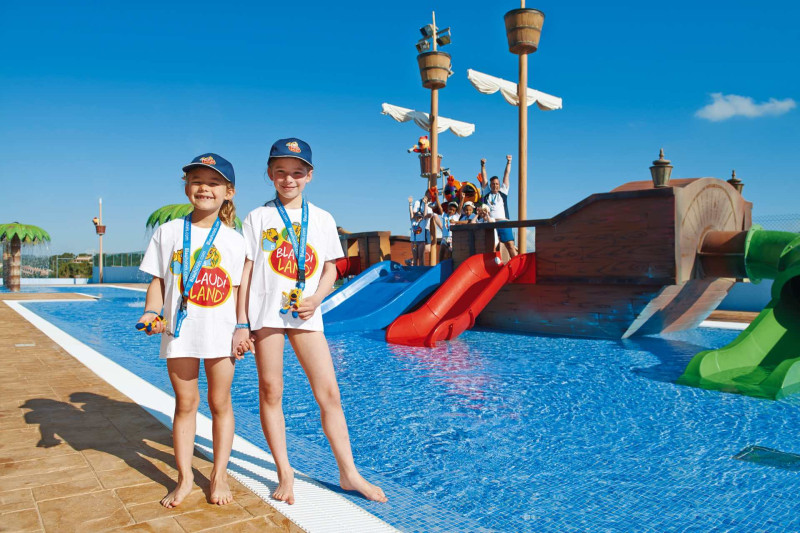 Baby Blau Punta Reina Resort