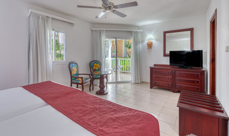 Playabachata Spa Resort