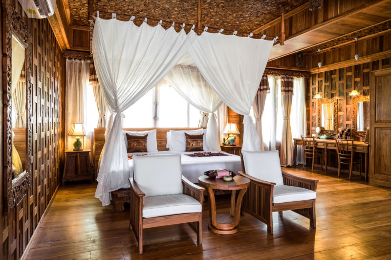 Santhiya Phuket Natai