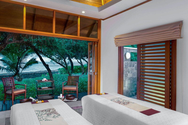 Sheraton Maldives Full Moon Resort & Spa