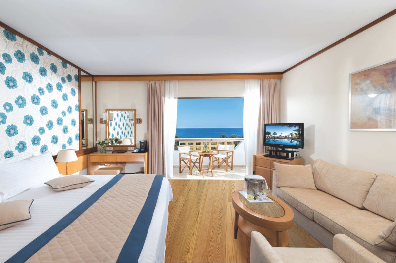 Constantinou Bros Athena Royal Beach Hotel