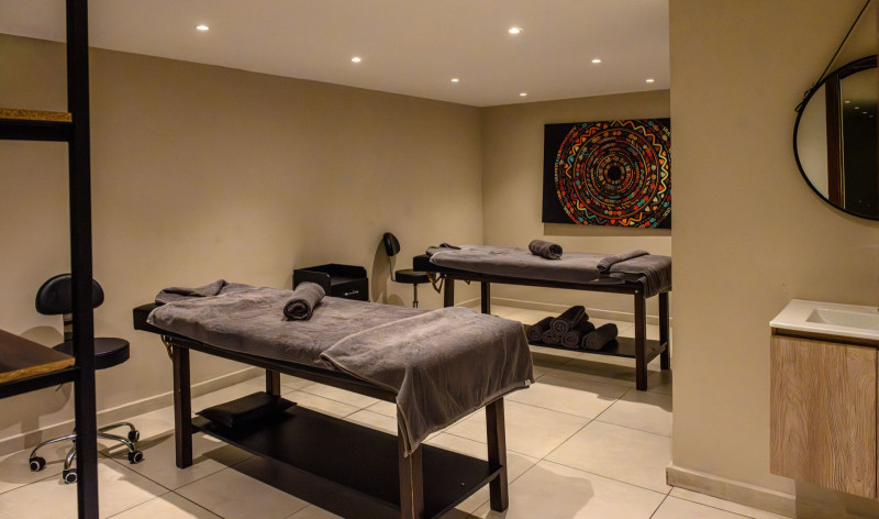 Costa Lindia Beach Resort & Spa