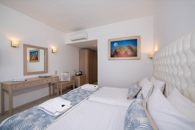 Delfina Tropic Beach