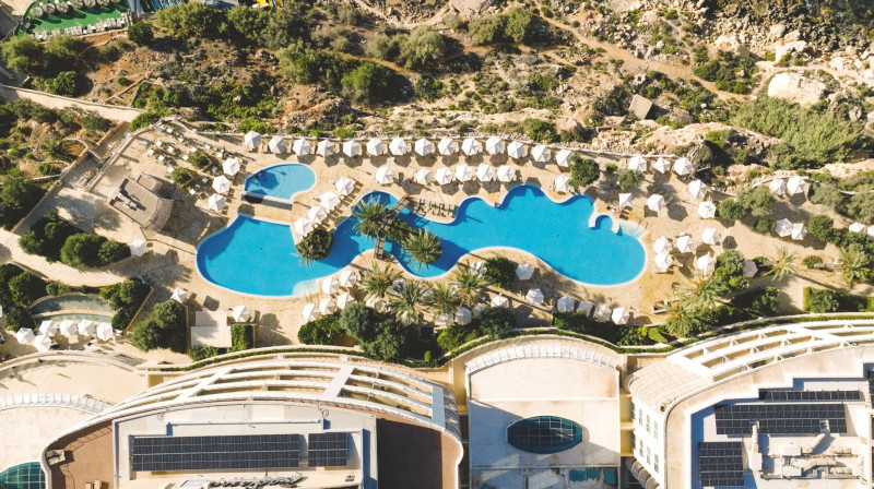 Radisson Blu Golden Sands Resort