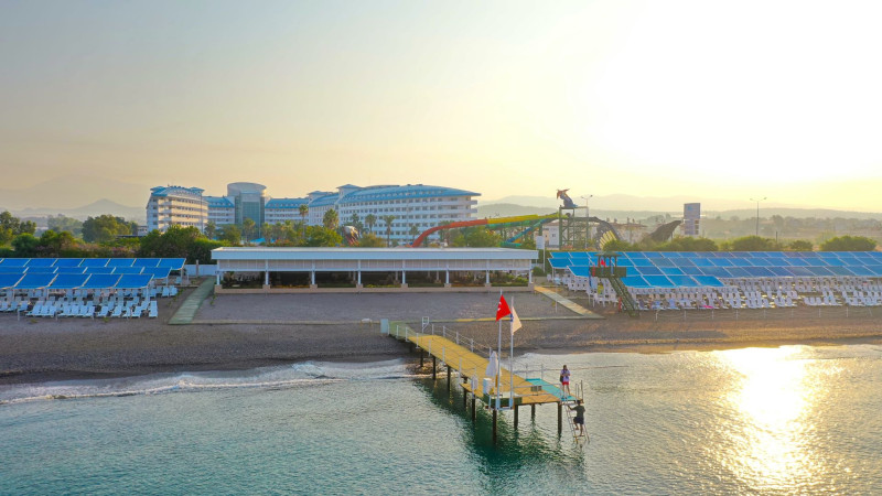 Crystal Admiral Aqua Collection