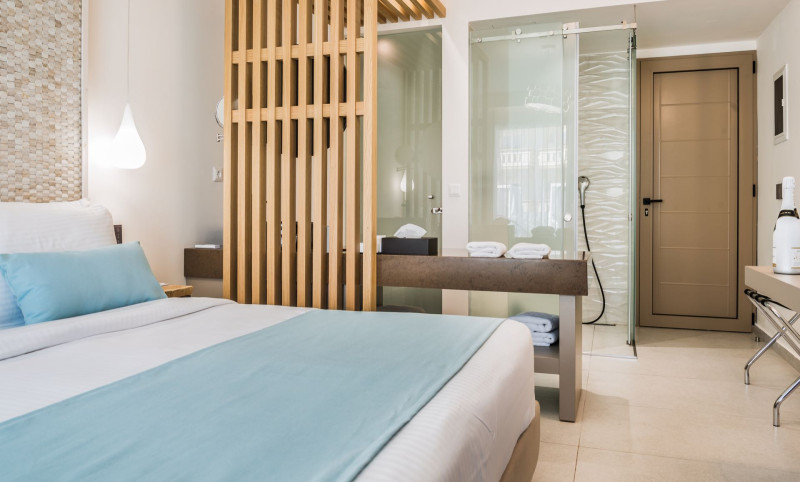 Epos Luxury Beach Hotel