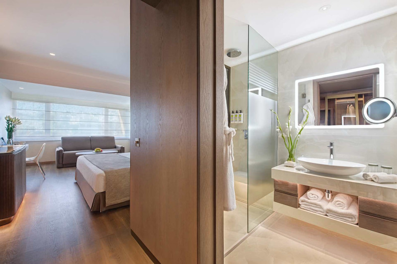 Amathus Beach Hotel