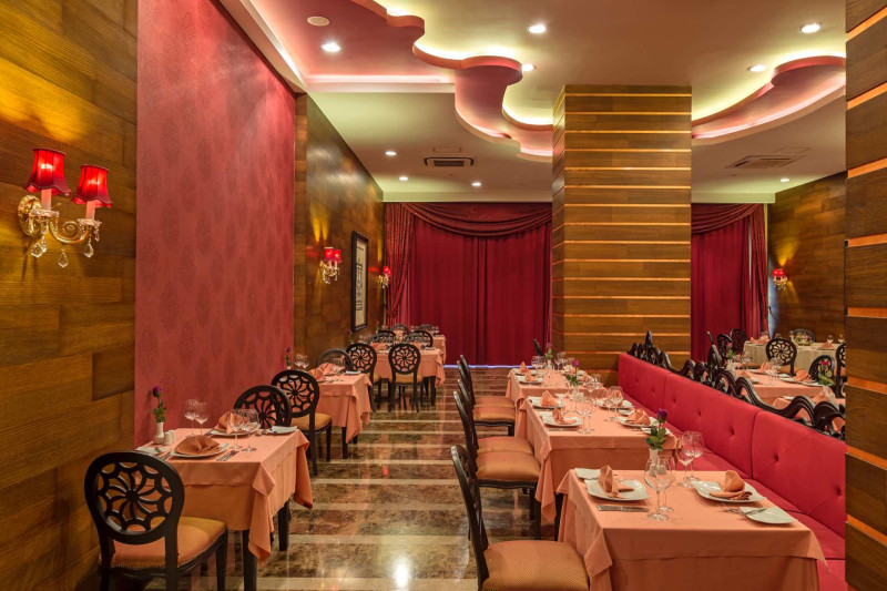 Royal Holiday Palace