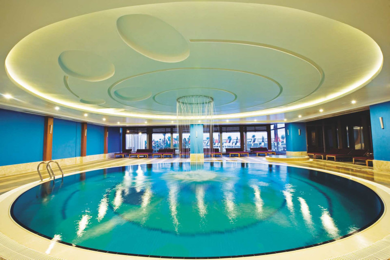 Saturn Palace Resort