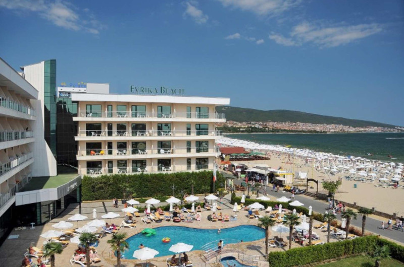 DIT Evrika Beach Club Hotel