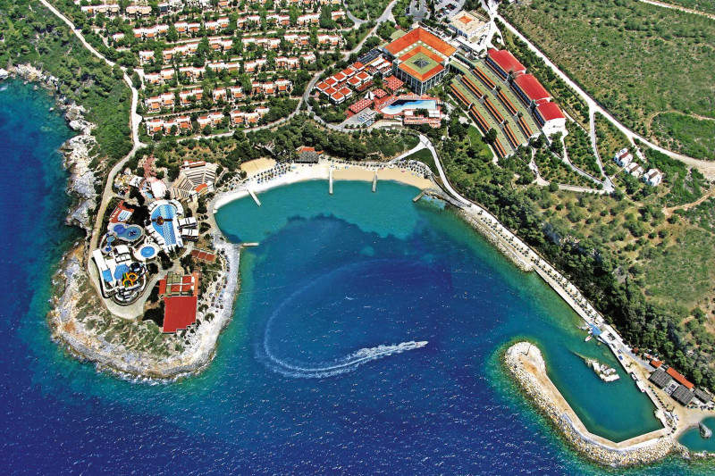 Pine Bay Holiday Resort