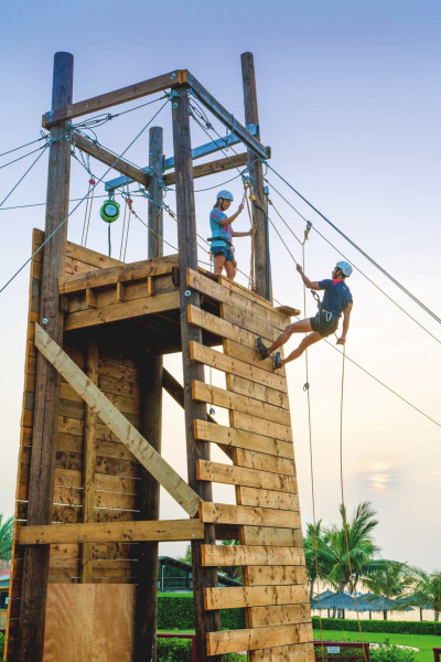 Le Meridien Al Aqah Beach Resort