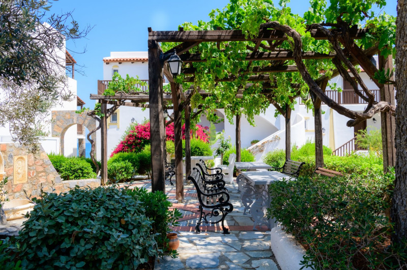 Alexander Beach Hotel & Village Resort
