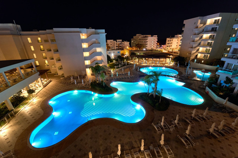 Vangelis Hotel & Suites