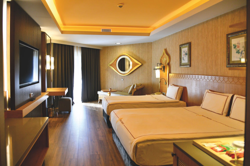 Royal Dragon Hotel