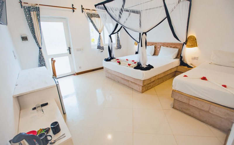 AHG Sun Bay Mlilile Beach Hotel