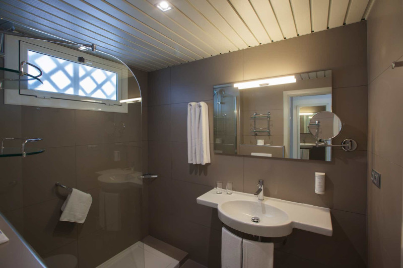 Corallium Beach by Lopesan Hotels