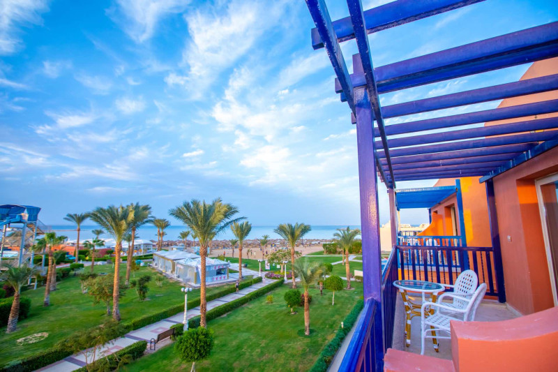 Titanic Beach & Aquapark