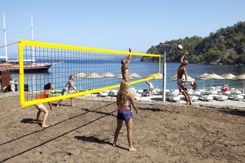 Hillside Beach Club