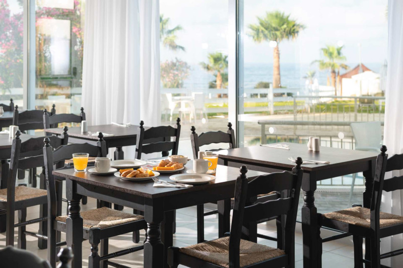 Akti Beach Hotel & Village Resort