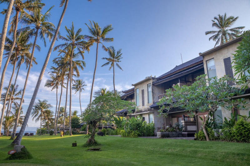 Candi Beach Resort & Spa