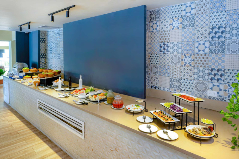 Coral Costa Caribe Beach Resort