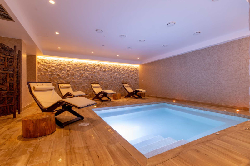 White Dreams Resort