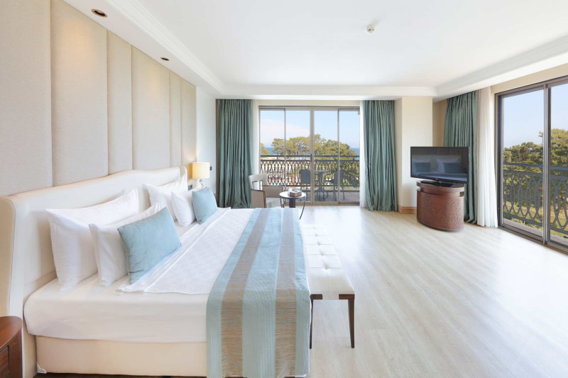JUJU Premier Palace