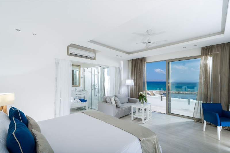 Knossos Beach Bungalow & Suites