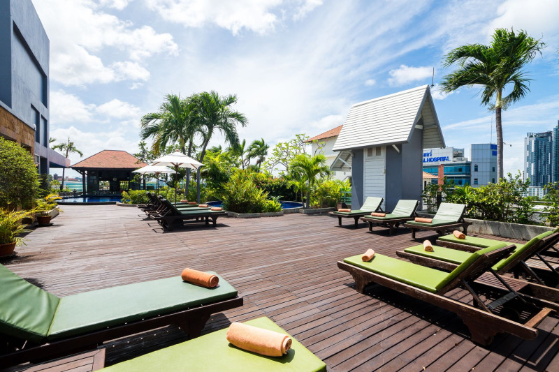 Sunshine Vista Hotel