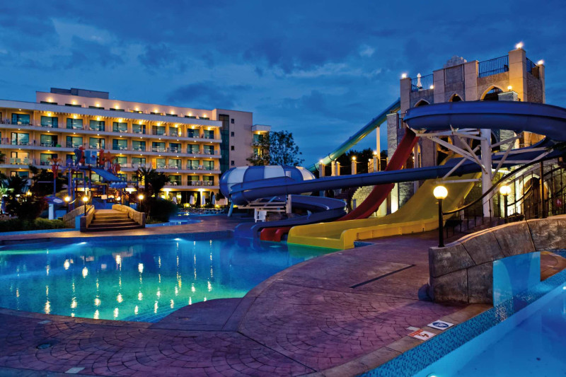 DIT Evrika Beach Club Hotel