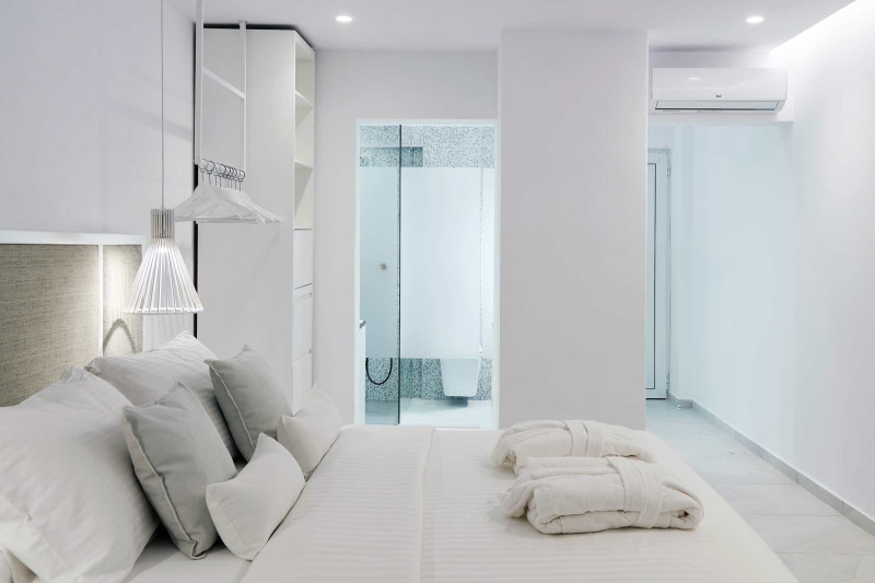 Dimitra Beach Hotel & Suites