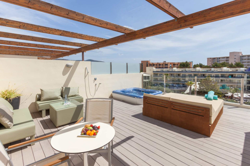 Zafiro Palmanova & Spa