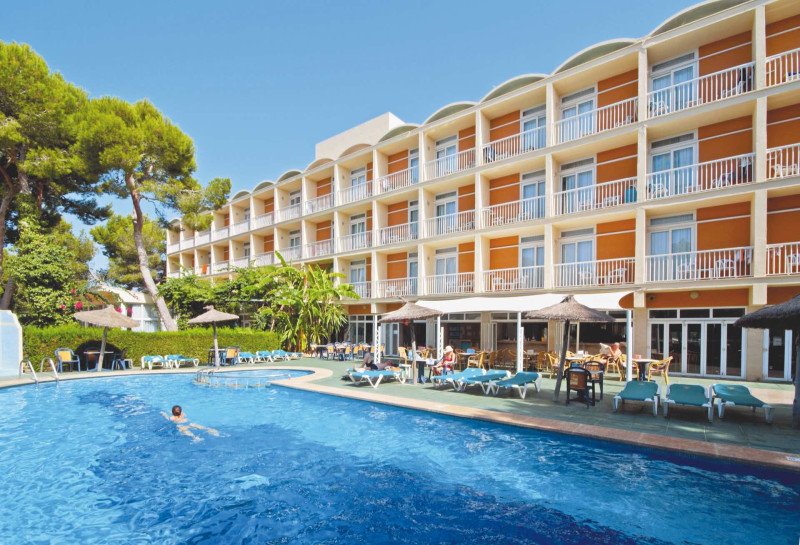 Isla de Cabrera Hotel