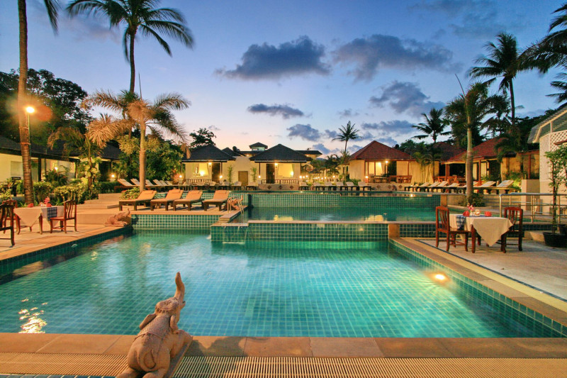 Chaweng Cove Beach Resort