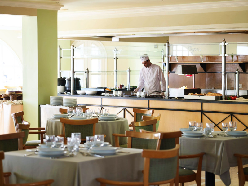 Canvas by Mitsis Family Village