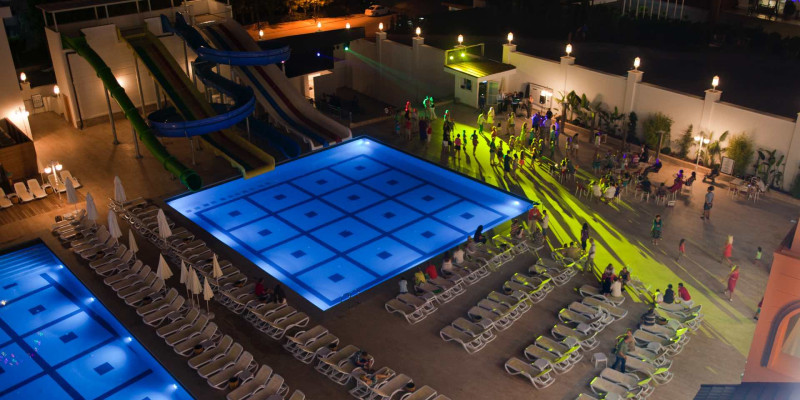 Oz Hotels Side Premium