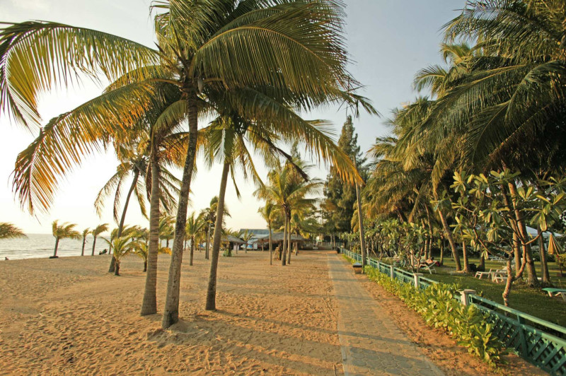 Pinnacle Grand Jomtien Resort & Beach Club