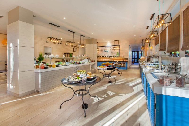 Corallium Beach by Lopesan Hotels