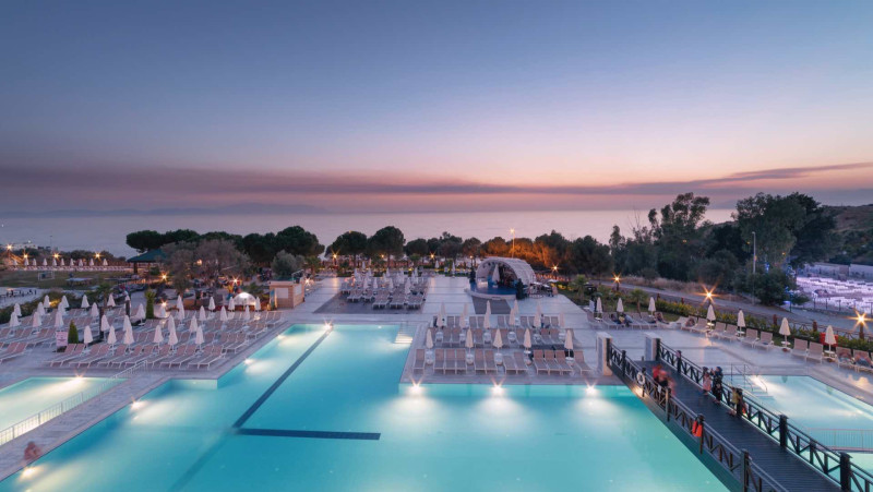 Ramada Resort Kusadasi and Golf