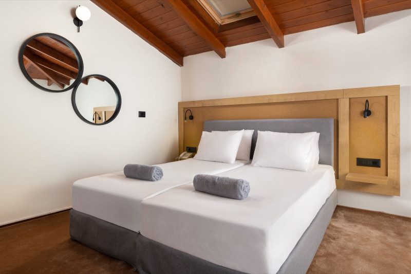 Costa Lindia Beach Resort & Spa