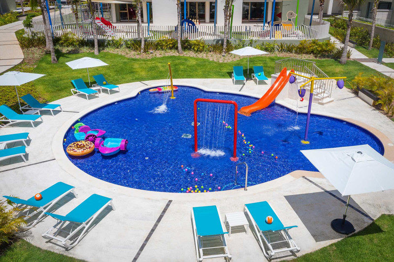 Catalonia Grand Costa Mujeres All Suites & Spa