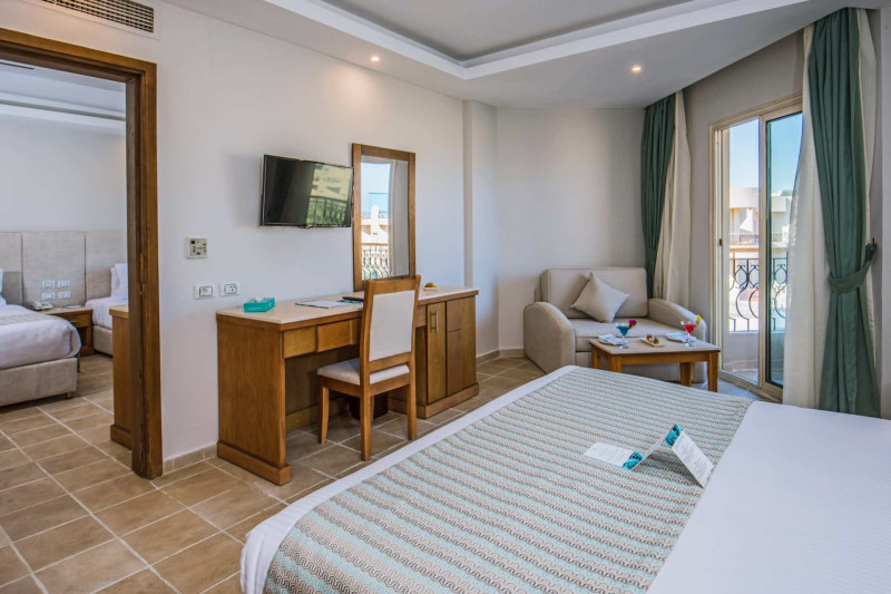 Sunrise Aqua Joy Resort