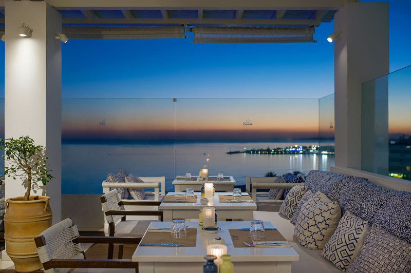 Grecian Sands Hotel